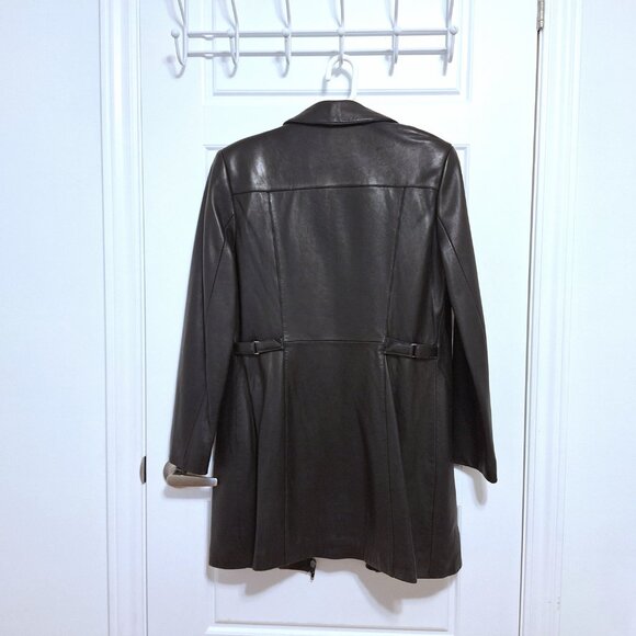 Danier Black Leather Coat with winter lining size 6-8 - Picture 3 of 15